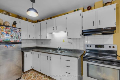 Photo 13 at 205 - 4062 Lawrence Avenue E, West Hill, Toronto