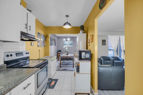 Photo 14 at 205 - 4062 Lawrence Avenue E, West Hill, Toronto