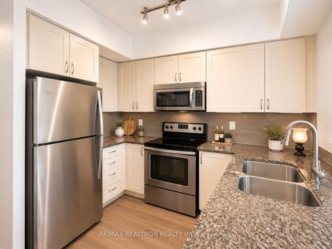 Photo 4 at 1904 - 7890 Bathurst Street, Beverley Glen, Vaughan