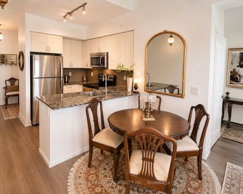 Photo 5 at 1904 - 7890 Bathurst Street, Beverley Glen, Vaughan
