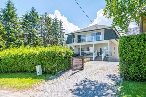 Photo 1 at 813 Lake Drive E, Sutton & Jackson's Point, Georgina