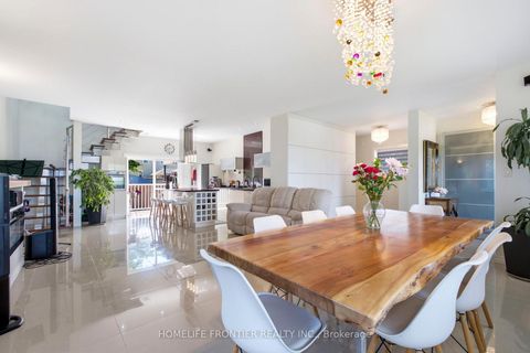 Photo 10 at 813 Lake Drive E, Sutton & Jackson's Point, Georgina
