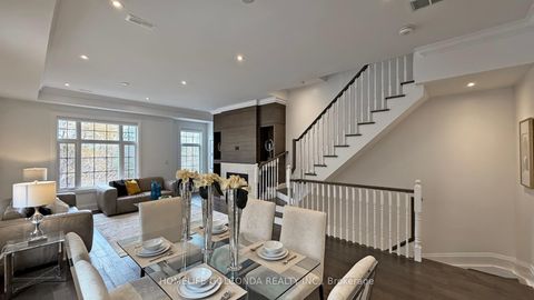 Photo 11 at 2466B Bayview Avenue, York Mills, Toronto
