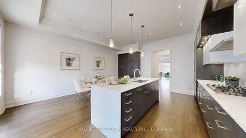 Photo 20 at 2466B Bayview Avenue, York Mills, Toronto