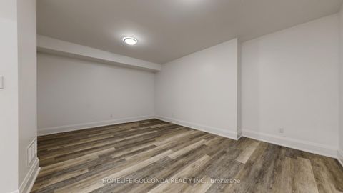 Photo 39 at 2466B Bayview Avenue, York Mills, Toronto
