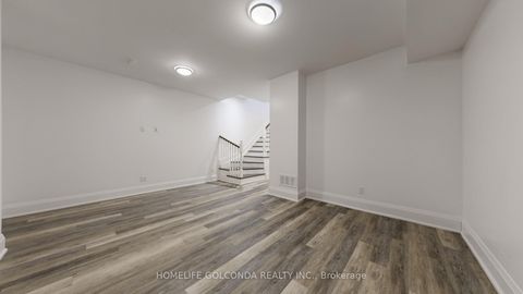 Photo 41 at 2466B Bayview Avenue, York Mills, Toronto