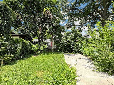 Photo 41 at 8 Harris Avenue, Danforth, Toronto