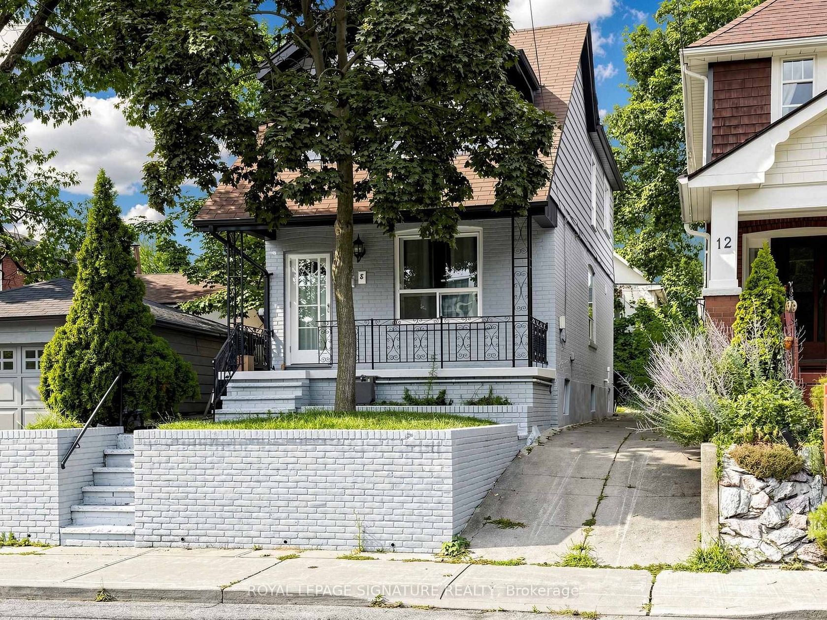 8 Harris Avenue, Danforth, Toronto photo 4