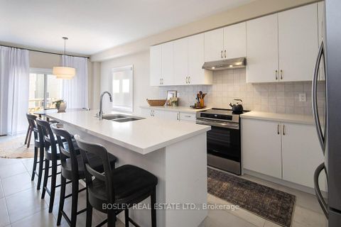 Photo 7 at 259 Centre Street, Stayner, Clearview