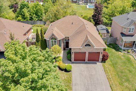 Photo 3 at 45 Highcastle Avenue, Historic Lakeshore Communities, Georgina