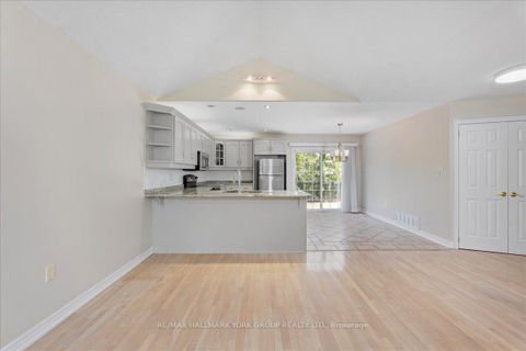 Photo 13 at 45 Highcastle Avenue, Historic Lakeshore Communities, Georgina