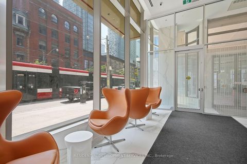 Photo 11 at 3703 - 88 Queen Street, Yonge Corridor, Toronto