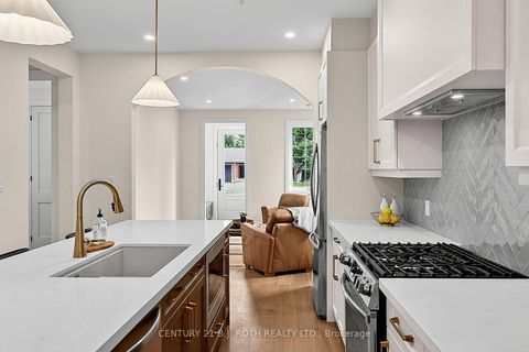 Photo 7 at 75 Vancouver Street, Codrington, Barrie