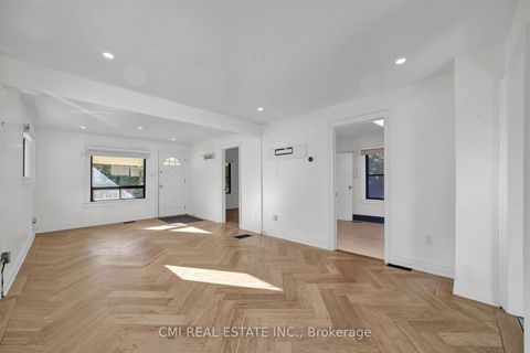 Photo 7 at 153 Clarence Street, West Woodbridge, Vaughan