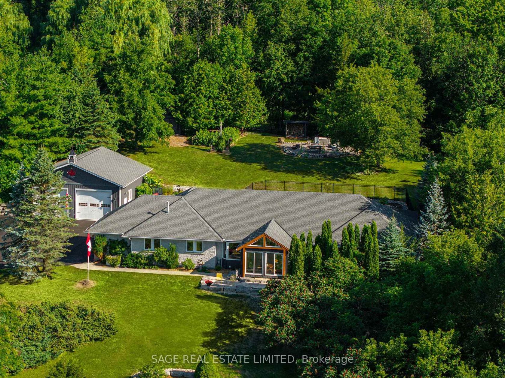 7632 County 9 Road, Creemore, Clearview photo 2