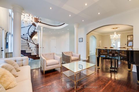 Photo 13 at 117 Theodore Place, Yorkhill, Vaughan
