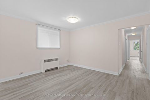 Photo 7 at 304 Roselawn Avenue, Eglinton, Toronto