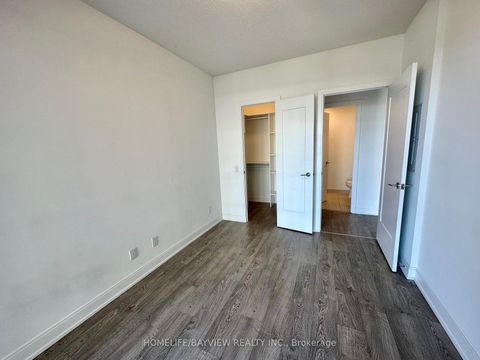 Photo 6 at MZ 01 - 70 Annie Craig Drive, Mimico, Toronto