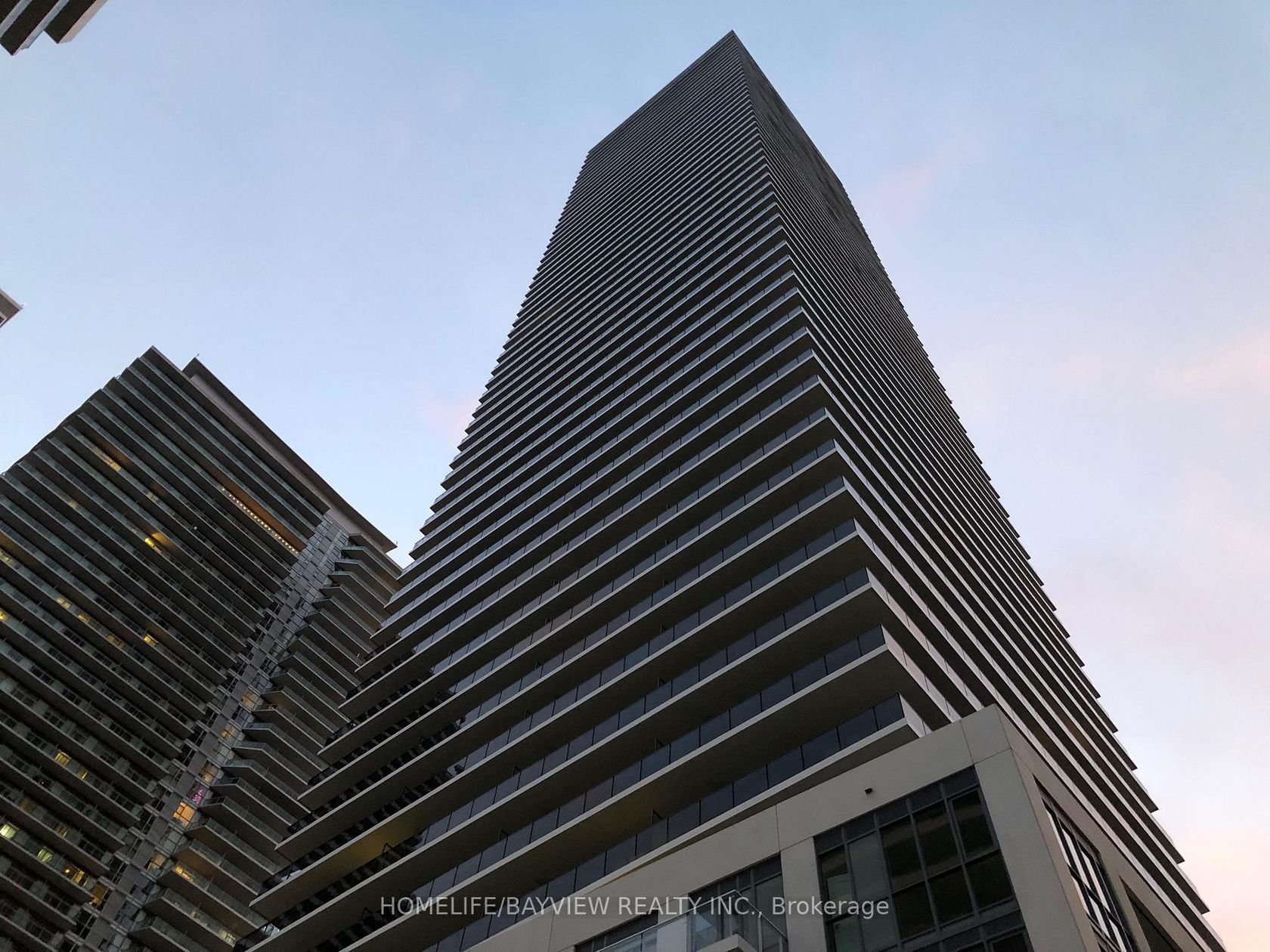 MZ 01 - 70 Annie Craig Drive, Mimico, Toronto photo number 2