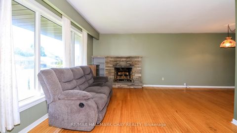 Photo 6 at 178 Rose Street, Wellington, Barrie