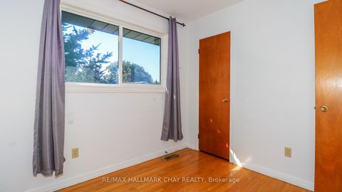 Photo 12 at 178 Rose Street, Wellington, Barrie