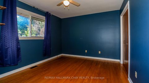 Photo 13 at 178 Rose Street, Wellington, Barrie