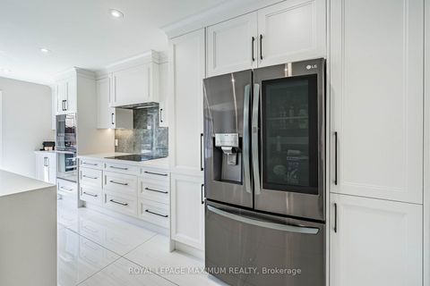 Photo 14 at 138 Jackman Crescent, West Woodbridge, Vaughan