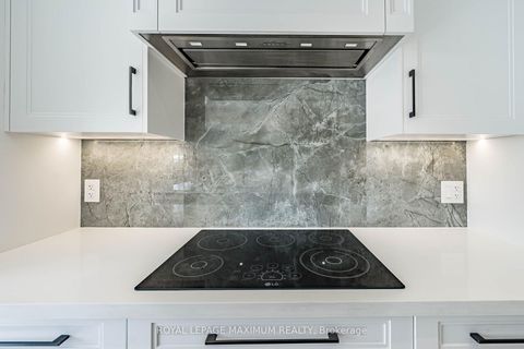 Photo 16 at 138 Jackman Crescent, West Woodbridge, Vaughan