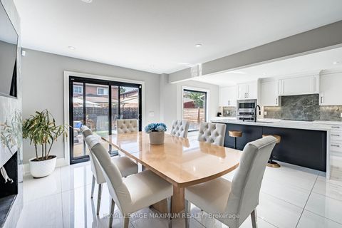 Photo 20 at 138 Jackman Crescent, West Woodbridge, Vaughan