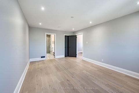 Photo 27 at 138 Jackman Crescent, West Woodbridge, Vaughan