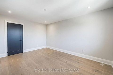Photo 32 at 138 Jackman Crescent, West Woodbridge, Vaughan