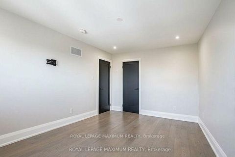 Photo 33 at 138 Jackman Crescent, West Woodbridge, Vaughan
