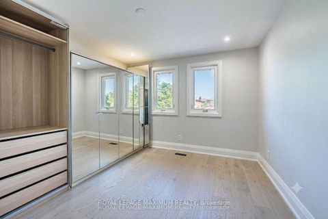 Photo 36 at 138 Jackman Crescent, West Woodbridge, Vaughan