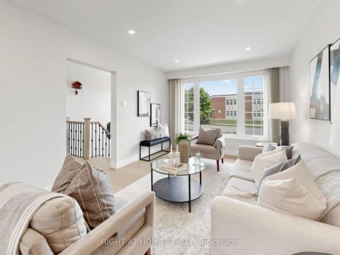 Photo 5 at 305 Pleasant Avenue, Newtonbrook West, Toronto