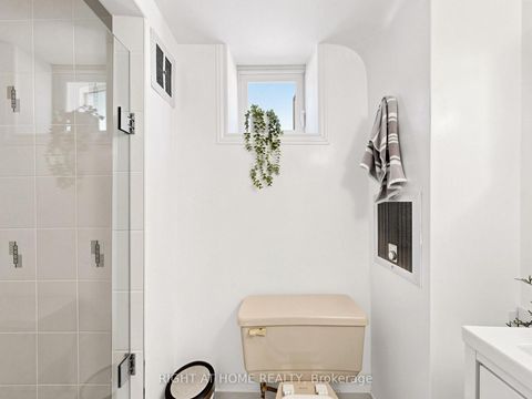 Photo 39 at 305 Pleasant Avenue, Newtonbrook West, Toronto