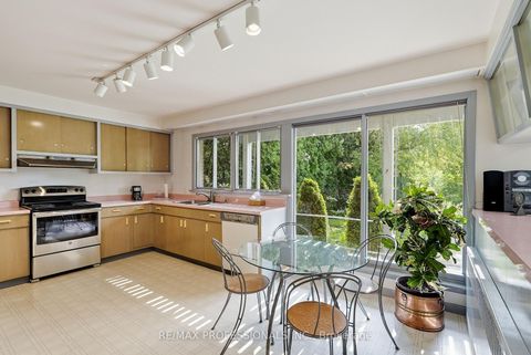 Photo 11 at 189 Edenbridge Drive, Humber Valley, Toronto