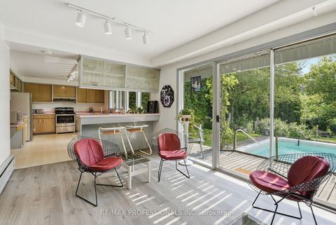 Photo 13 at 189 Edenbridge Drive, Humber Valley, Toronto