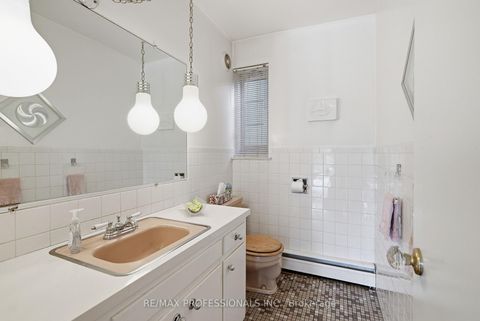Photo 16 at 189 Edenbridge Drive, Humber Valley, Toronto
