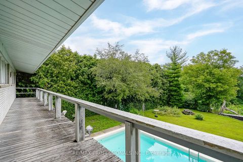 Photo 19 at 189 Edenbridge Drive, Humber Valley, Toronto