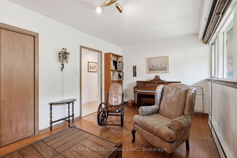 Photo 27 at 189 Edenbridge Drive, Humber Valley, Toronto