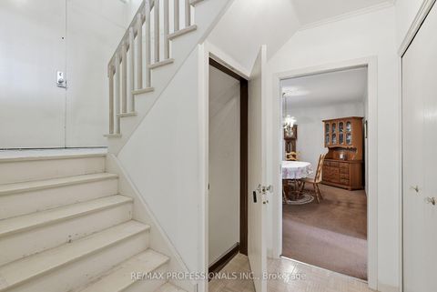 Photo 32 at 189 Edenbridge Drive, Humber Valley, Toronto