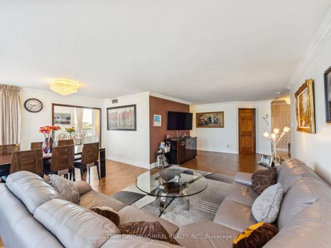 Photo 3 at 604 - 7 Townsgate Drive, Yorkhill, Vaughan