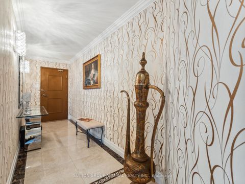 Photo 22 at 604 - 7 Townsgate Drive, Yorkhill, Vaughan