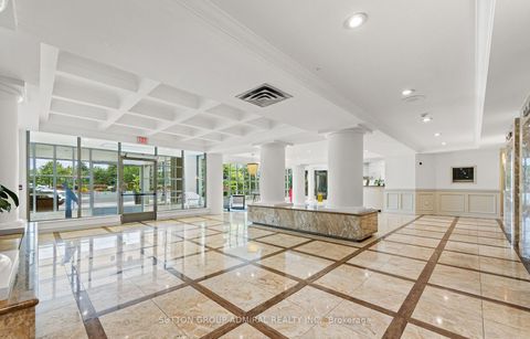 Photo 25 at 604 - 7 Townsgate Drive, Yorkhill, Vaughan