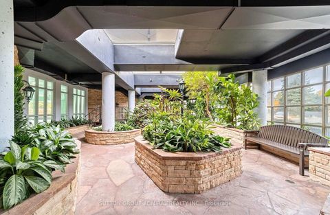 Photo 29 at 604 - 7 Townsgate Drive, Yorkhill, Vaughan