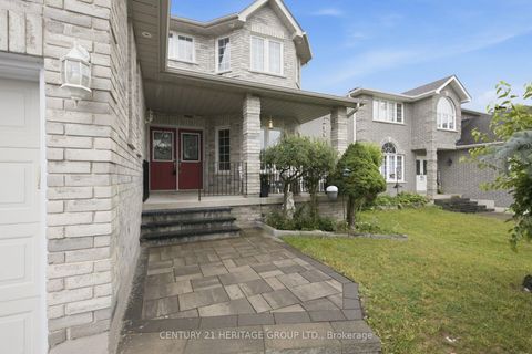Photo 2 at 21 Silvercreek Crescent, Ardagh, Barrie