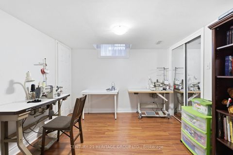 Photo 26 at 21 Silvercreek Crescent, Ardagh, Barrie