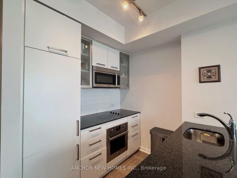 Photo 10 at 1703 - 12 York Street, Waterfront Communities C1, Toronto