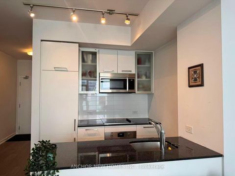Photo 11 at 1703 - 12 York Street, Waterfront Communities C1, Toronto