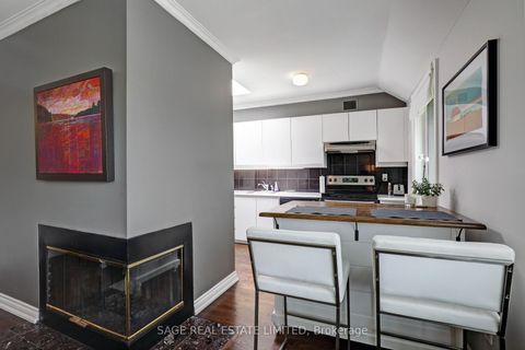 Photo 10 at 301 - 60 Kippendavie Avenue, The Beaches, Toronto